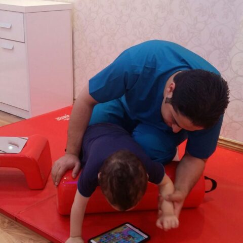 التدخل المبكر / اطفال Early intervention pediatric